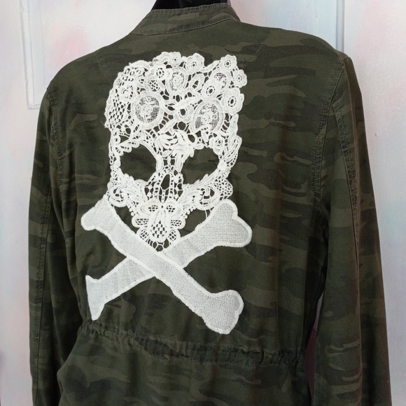 Boho hippie upcycled camo soft jacket shirtbw hand stitched lace skull! SOLD - Picture 5 of 15